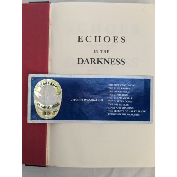 Joseph Wambaugh Echoes In The Darkness Hardcover Dust Jacket with Bookmark - Picture 5 of 7